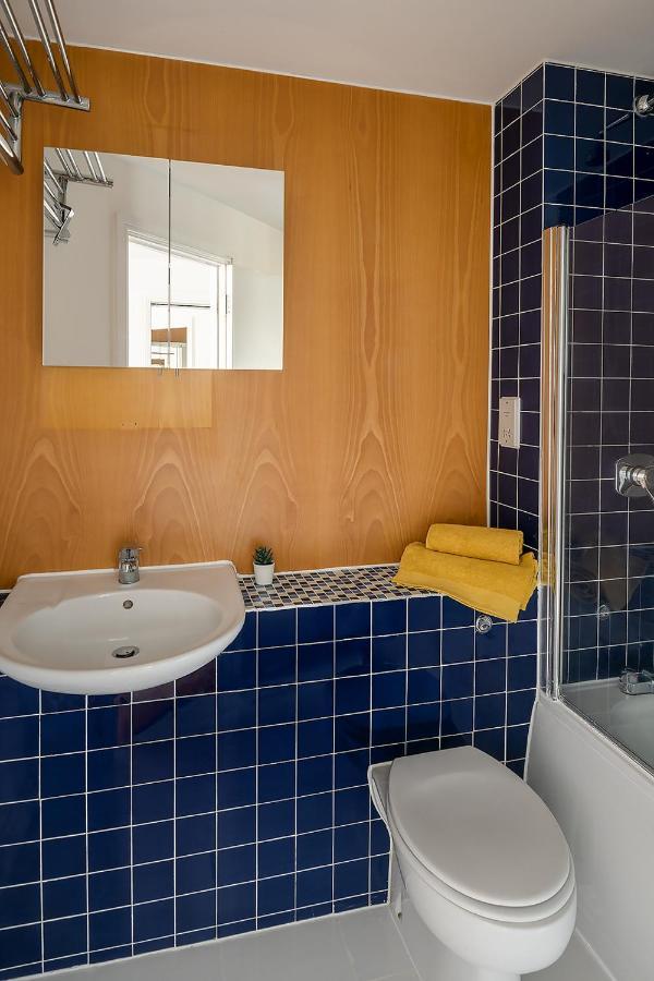Comfortable And Bright Apartment In Tower Bridge ลอนดอน ภายนอก รูปภาพ