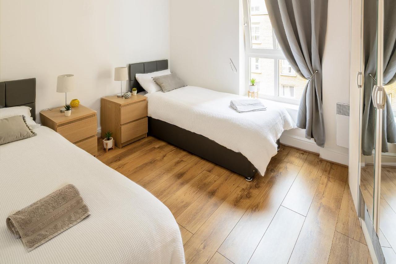 Comfortable And Bright Apartment In Tower Bridge ลอนดอน ภายนอก รูปภาพ